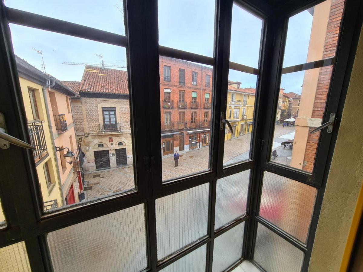 شقة Www Sanmartinplaza Es En El Corazon Del Casco Historico ليون المظهر الخارجي الصورة